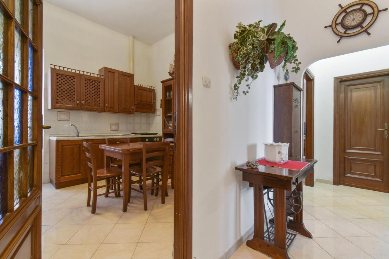 Elegant Apartment With Sea View In Porto Santo Stefano 89 M² Dış mekan fotoğraf
