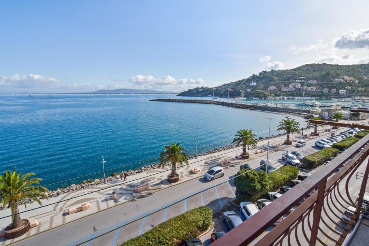 Elegant Apartment With Sea View In Porto Santo Stefano 89 M² Dış mekan fotoğraf