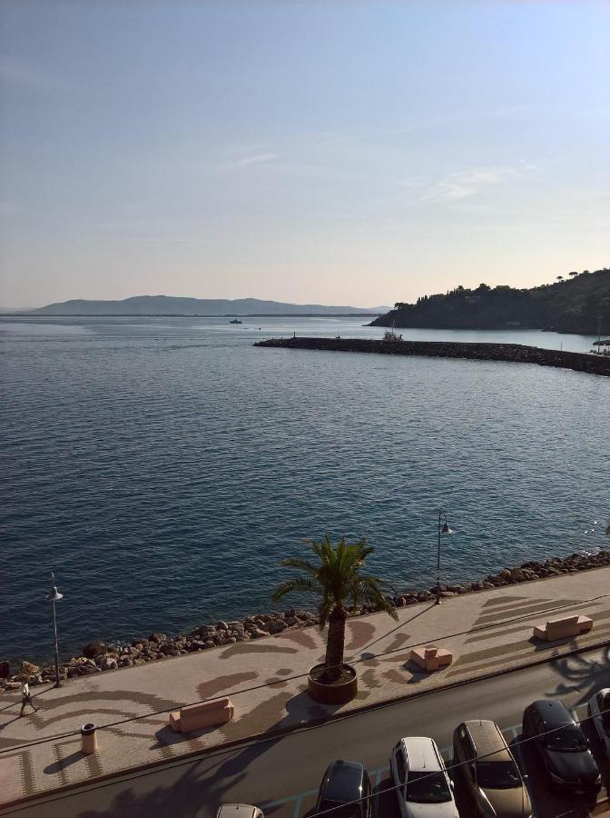 Elegant Apartment With Sea View In Porto Santo Stefano 89 M² Dış mekan fotoğraf